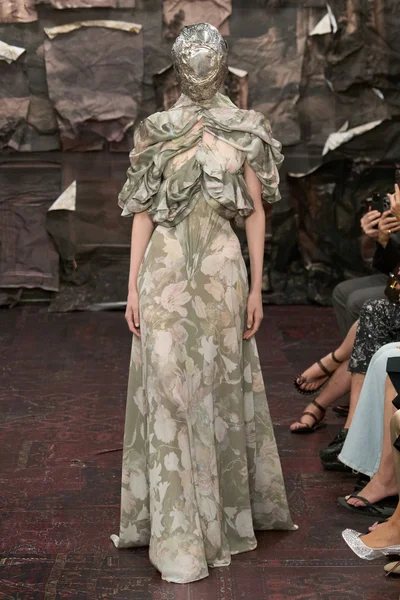 Look 47